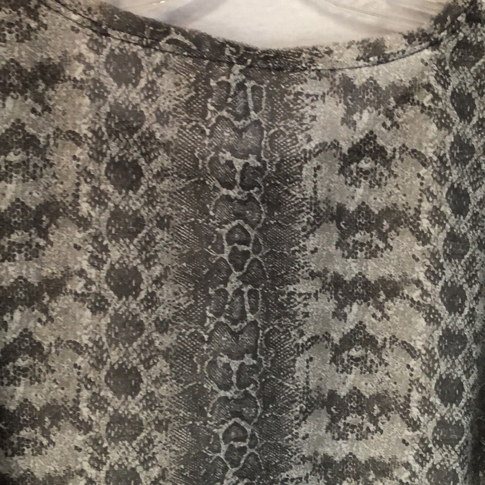 H&M Divided Top - Picture 4 of 5